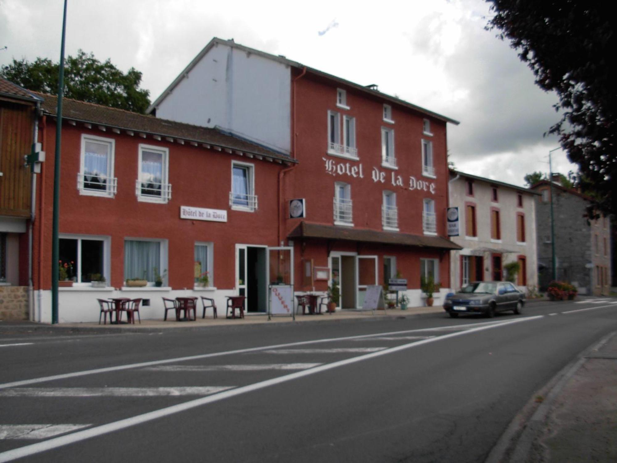 Logis Hotel Restaurant De La Dore Vertolaye Exteriér fotografie