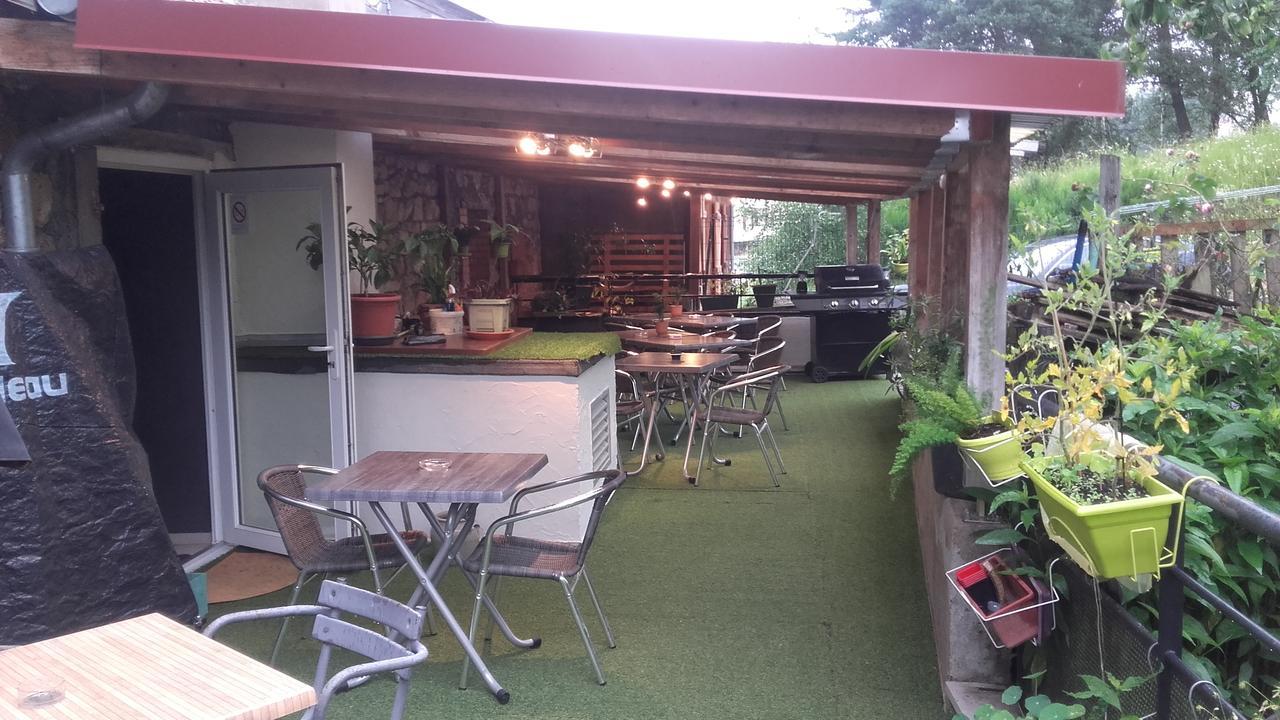 Logis Hotel Restaurant De La Dore Vertolaye Exteriér fotografie